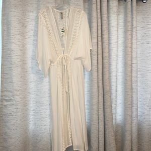 American Rag Women’s White floor-length duster